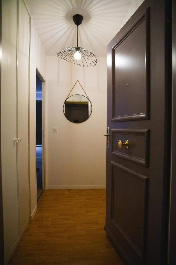 Apartamento Au Reflet Du Pont La Rivière-Saint-Sauveur Exterior foto